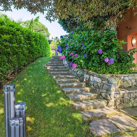 Casa Bella Vista לבנו