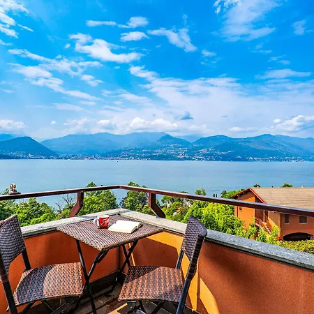 Casa Bella Vista Feriehus Laveno